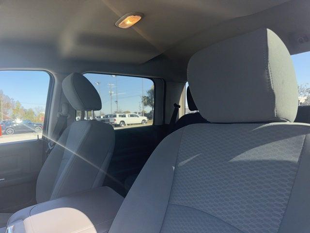 2018 RAM 2500 Tradesman Crew Cab 4x2 64 Box 2018 RAM 2500 Tradesman Crew Cab 4x2 64 Box