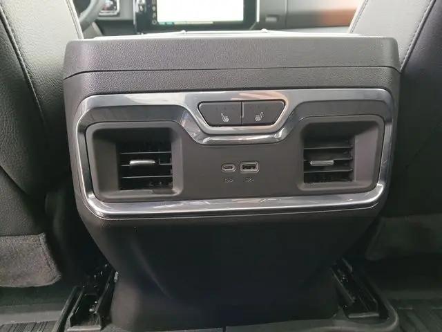 2024 GMC Sierra 1500 4WD Crew Cab Short Box Denali