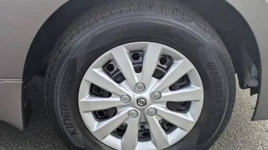 2015 Nissan Quest S