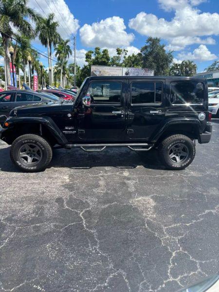 2011 Jeep Wrangler Unlimited Sahara