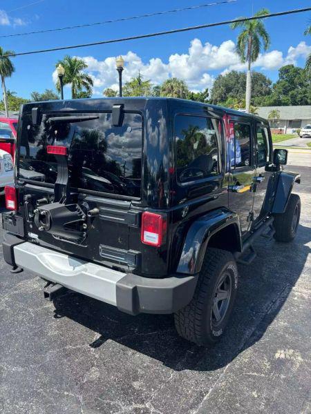 2011 Jeep Wrangler Unlimited Sahara