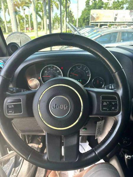 2012 Jeep Wrangler Unlimited Sport