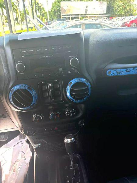 2012 Jeep Wrangler Unlimited Sport