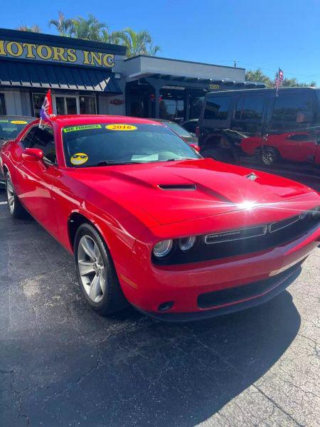 2016 Dodge Challenger SXT