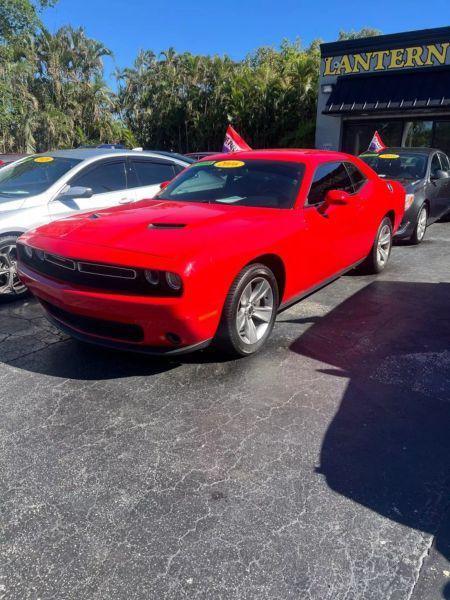 2016 Dodge Challenger SXT