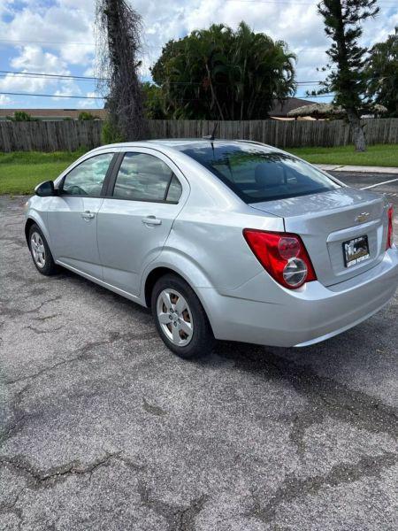 2013 Chevrolet Sonic LS Auto