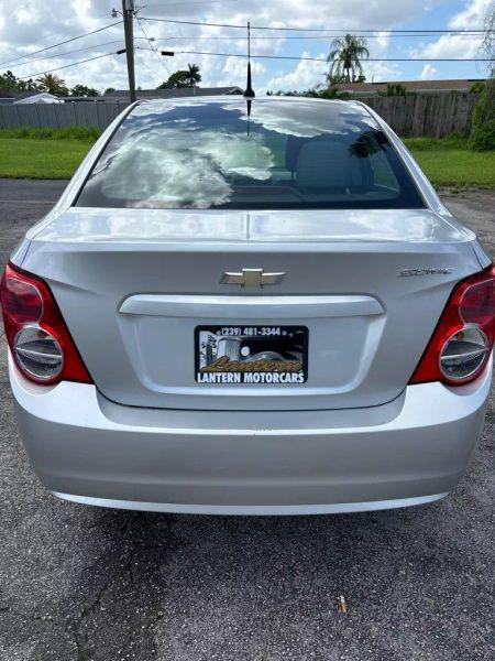 2013 Chevrolet Sonic LS Auto