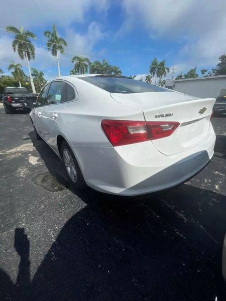 2020 Chevrolet Malibu FWD 1FL