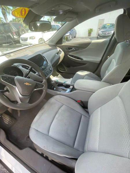 2020 Chevrolet Malibu FWD 1FL