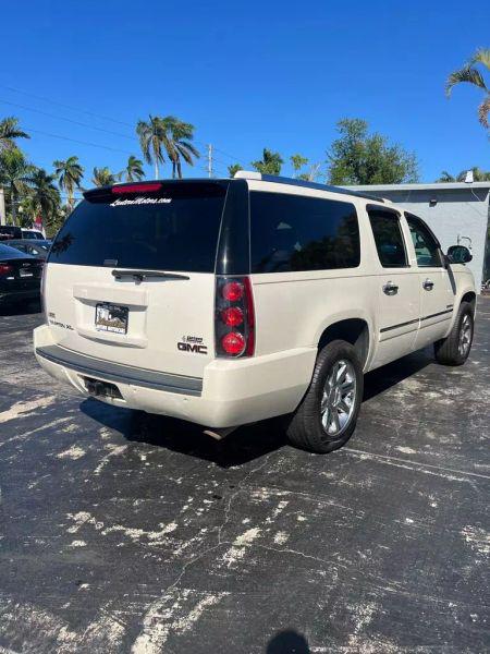 2014 GMC Yukon XL Denali