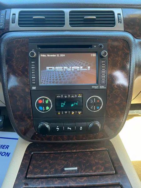 2014 GMC Yukon XL Denali
