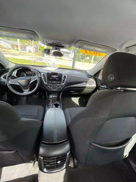 2021 Chevrolet Malibu FWD LT