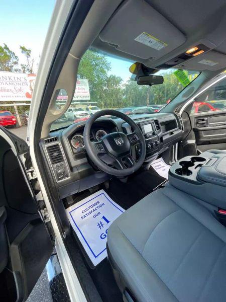 2019 Ram 1500 Classic Express Crew Cab 4x2 5'7" Box