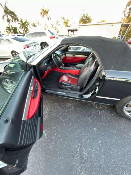 2005 Ford Thunderbird Deluxe