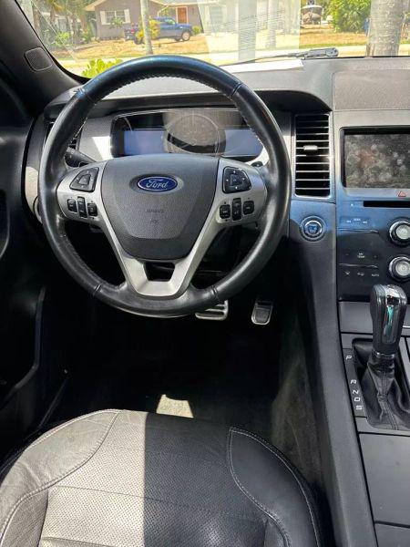 2014 Ford Taurus SHO