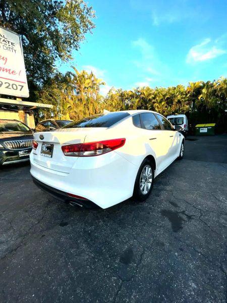 2016 Kia Optima LX