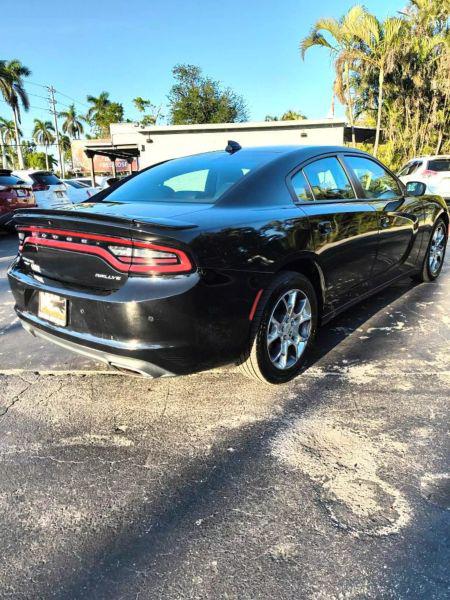 2015 Dodge Charger SXT