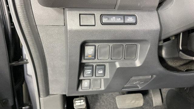 2025 Nissan Frontier Crew Cab SV 4x4