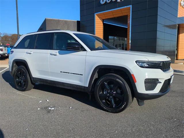 2023 Jeep Grand Cherokee Altitude 4x4