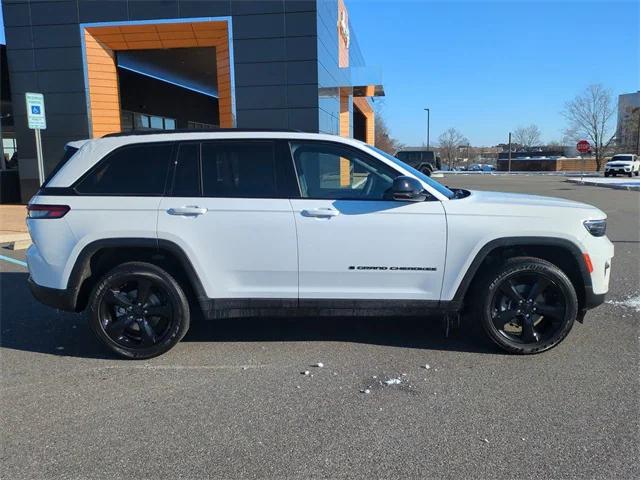 2023 Jeep Grand Cherokee Altitude 4x4