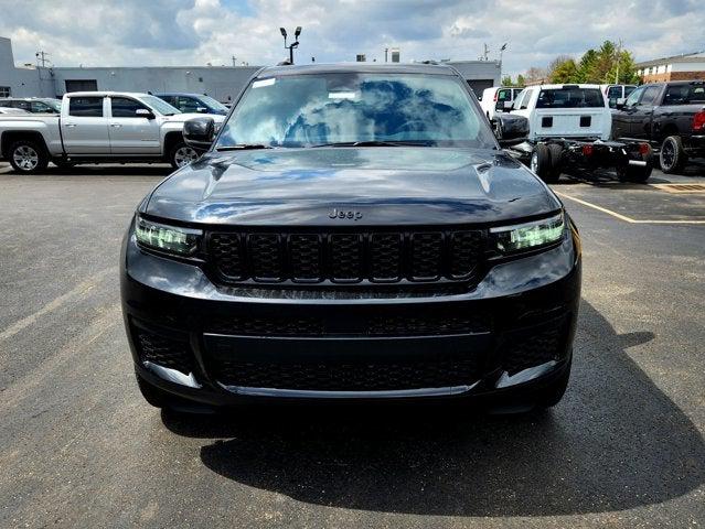 2025 Jeep Grand Cherokee GRAND CHEROKEE L ALTITUDE 4X4 2025 Jeep Grand Cherokee GRAND CHEROKEE L ALTITUDE 4X4