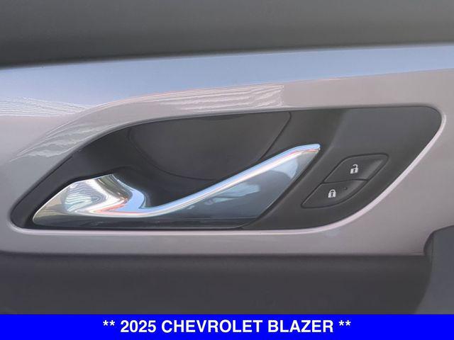 2025 Chevrolet Blazer AWD 2LT