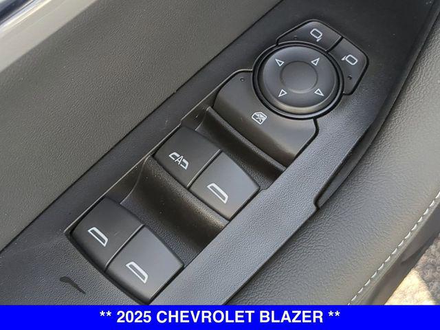 2025 Chevrolet Blazer AWD 2LT