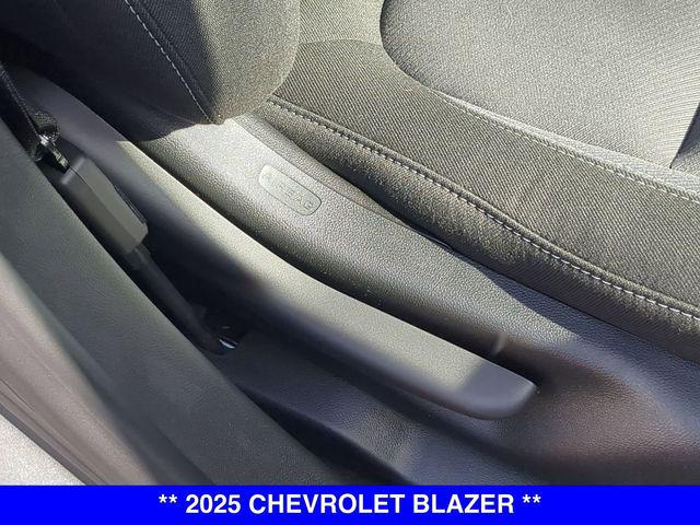 2025 Chevrolet Blazer AWD 2LT