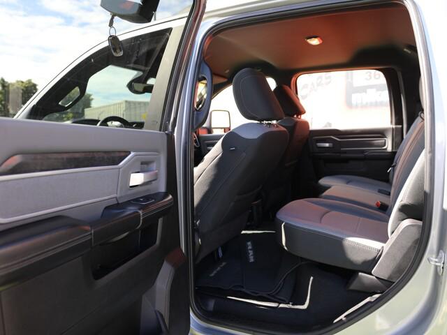 2023 Ram 2500 Big Horn Crew Cab 4x4 6'4" Box