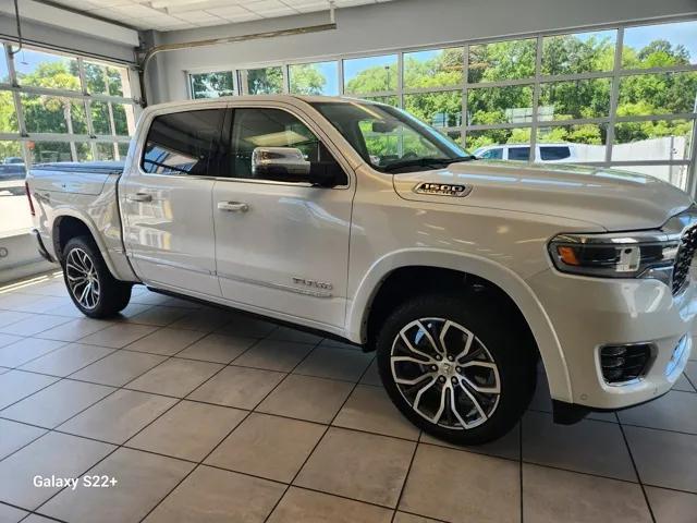 2025 RAM Ram 1500 RAM 1500 TUNGSTEN CREW CAB 4X4 57 BOX