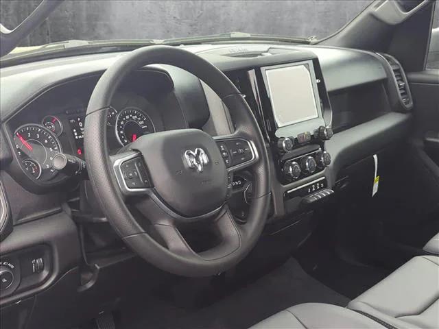 2025 RAM Ram 1500 RAM 1500 TRADESMAN QUAD CAB 4X2 64 BOX