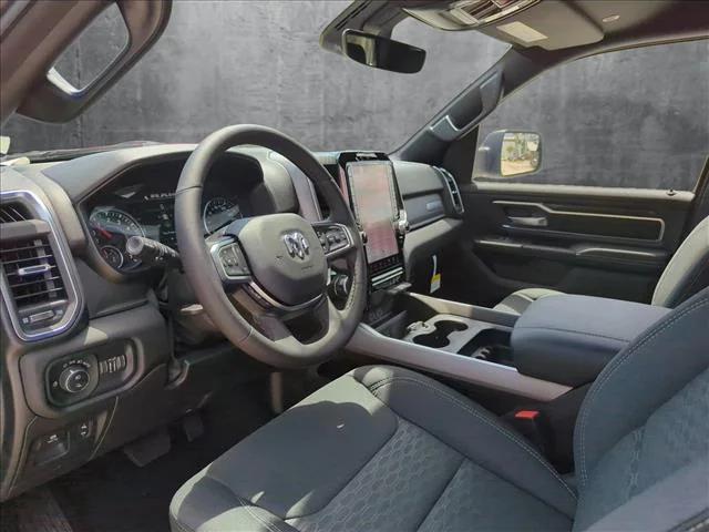 2025 RAM Ram 1500 RAM 1500 BIG HORN CREW CAB 4X2 57 BOX