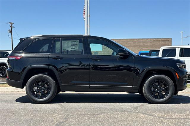 2025 Jeep Grand Cherokee GRAND CHEROKEE ALTITUDE 4X4