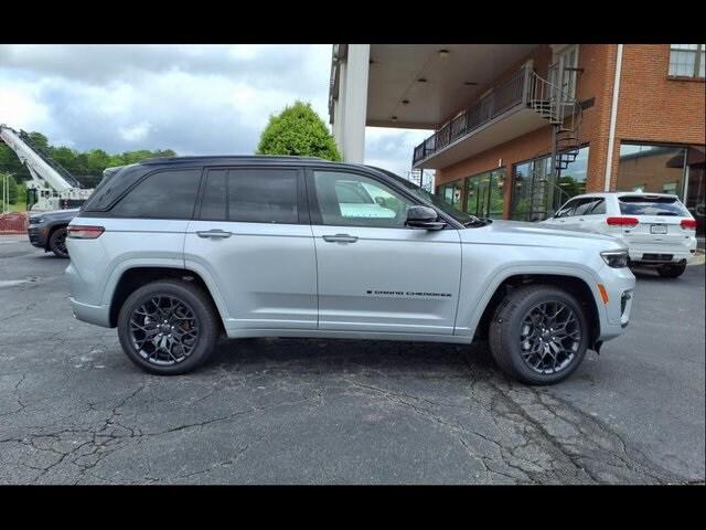 2025 Jeep Grand Cherokee GRAND CHEROKEE SUMMIT RESERVE 4X4
