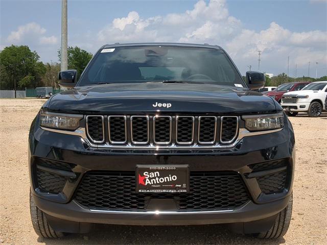 2025 Jeep Grand Cherokee GRAND CHEROKEE LAREDO 4X2