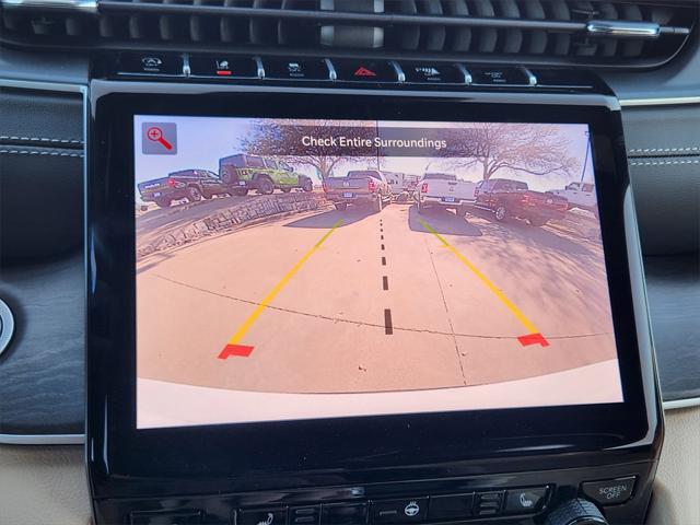 2025 Jeep Grand Cherokee GRAND CHEROKEE L LIMITED 4X2