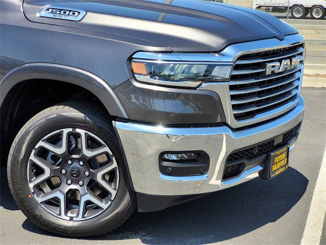 2025 RAM Ram 1500 RAM 1500 LARAMIE CREW CAB 4X4 57 BOX