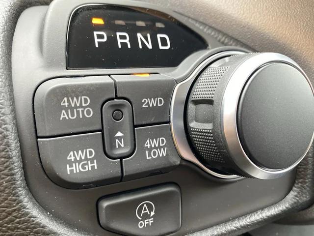 2025 Ram 1500 Big Horn Crew Cab 4x4 57 Box
