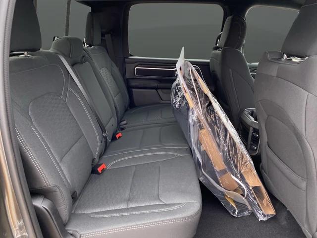 2025 Ram 1500 Big Horn Crew Cab 4x4 57 Box