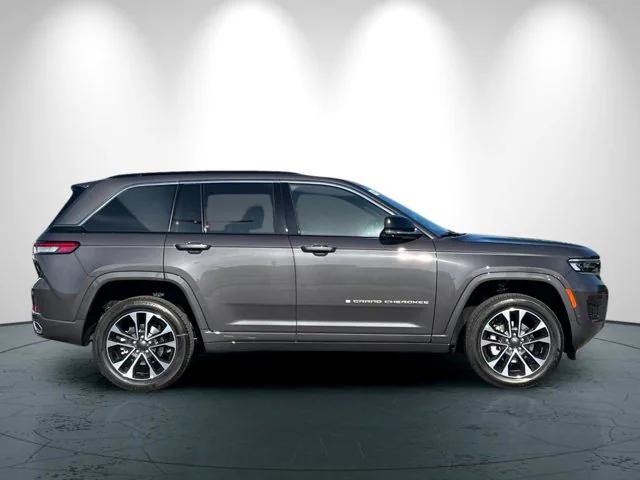 2025 Jeep Grand Cherokee GRAND CHEROKEE OVERLAND 4X4