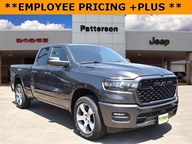 2025 RAM Ram 1500 RAM 1500 TRADESMAN QUAD CAB 4X2 64 BOX