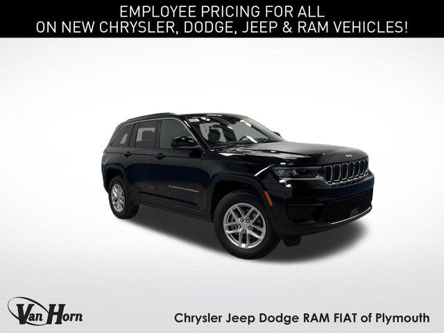 2025 Jeep Grand Cherokee GRAND CHEROKEE LAREDO X 4X4