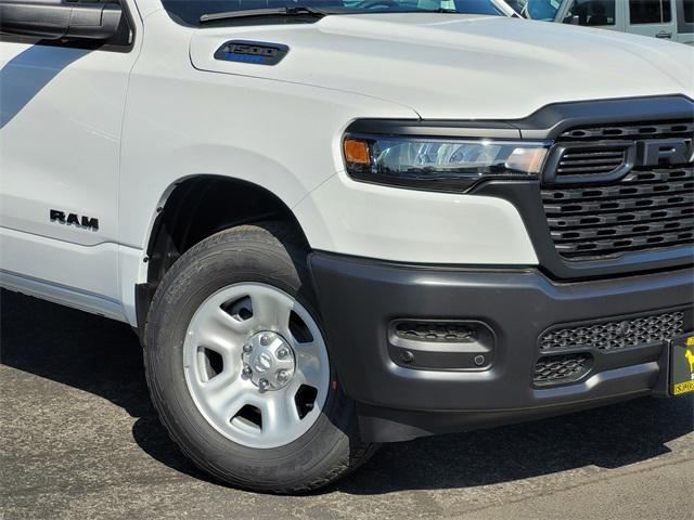 2025 RAM Ram 1500 RAM 1500 TRADESMAN CREW CAB 4X4 57 BOX