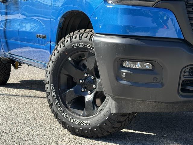 2025 RAM Ram 1500 RAM 1500 WARLOCK CREW CAB 4X4 57 BOX