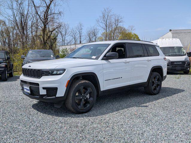 2025 Jeep Grand Cherokee GRAND CHEROKEE L ALTITUDE 4X4