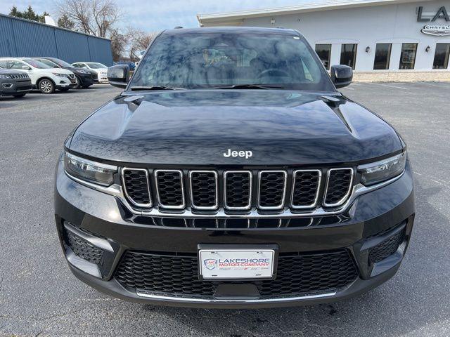 2025 Jeep Grand Cherokee GRAND CHEROKEE LAREDO X 4X4