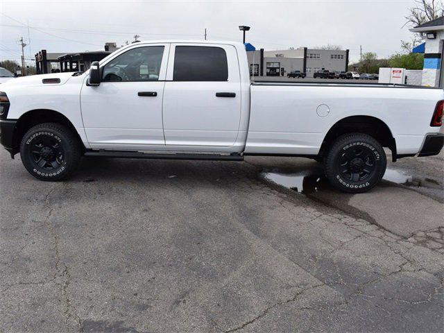 2025 RAM Ram 3500 RAM 3500 TRADESMAN CREW CAB 4X4 8 BOX
