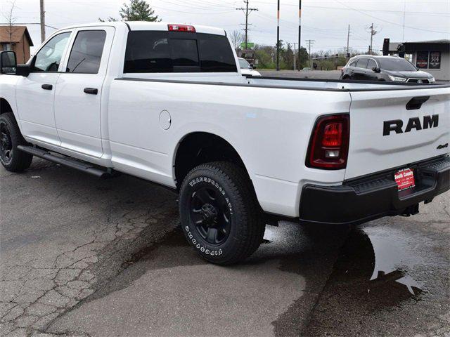 2025 RAM Ram 3500 RAM 3500 TRADESMAN CREW CAB 4X4 8 BOX