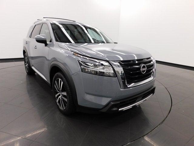 2023 Nissan Pathfinder Platinum FWD