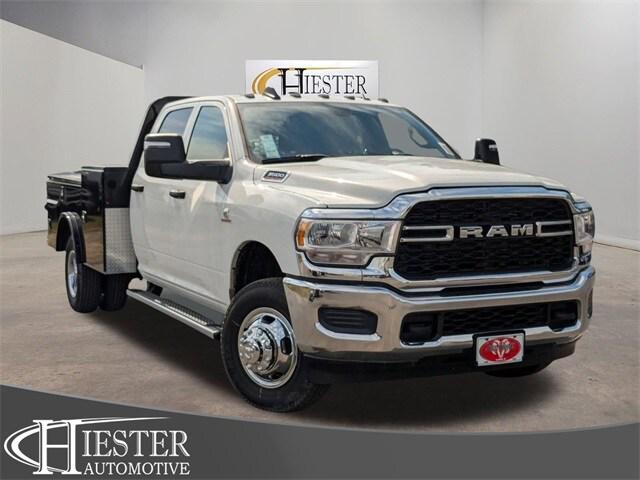 2024 RAM Ram 3500 Chassis Cab RAM 3500 TRADESMAN CREW CAB CHASSIS 4X4 60 CA